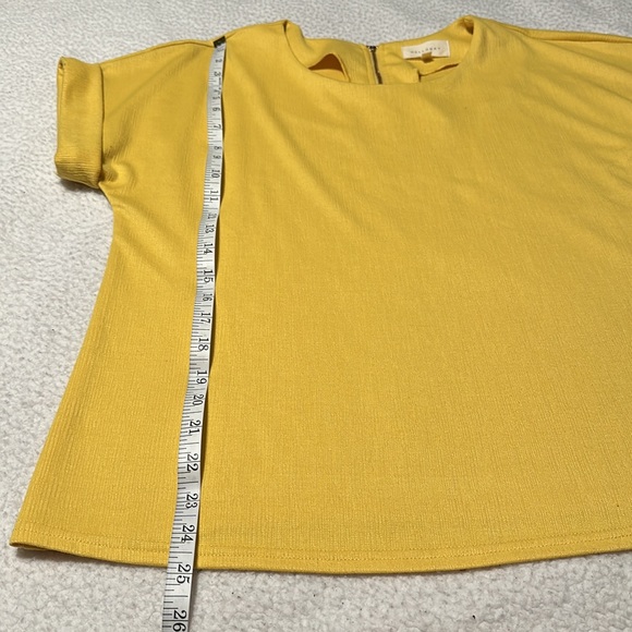 Melloday Ladies Yellow Dress Shirt, NWOT’s, Size Small - Picture 5 of 8